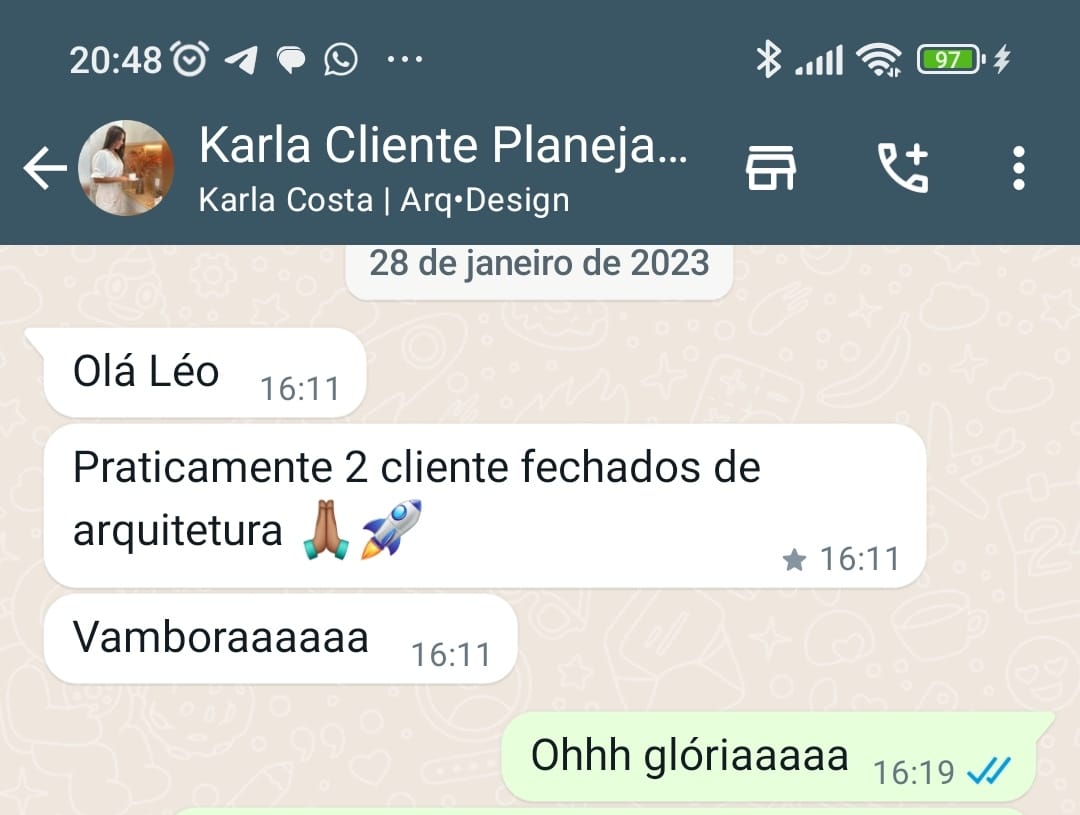 Karla Costa fechando 2 clientes de arquitetura